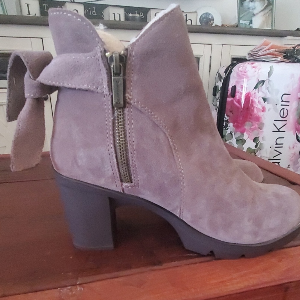 Bearpaw boots